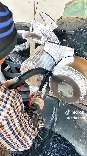 High-Speed Steel Wire Extrusion Machine Demonstration