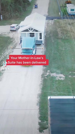 Check out this mother-in-law suite! 🫣Luxury tiny homes are just around the corner! 🏡 for more info about our homes call (855)550-6550 or check out titanfactorydirect.com | Titan Factory Direct