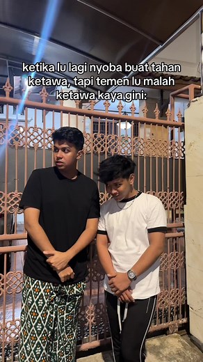 Kumpulan Video Orang Ketawa yang Bikin Ngakak