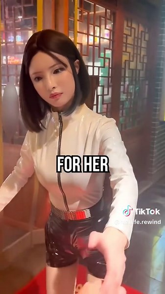 Robot Waitress Revolutionizing Dining Experience