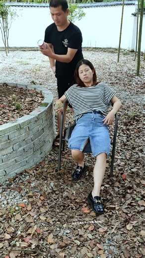 Lost the big melon by picking up sesame seeds # Rural life # Humorous and funny