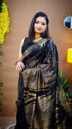Pooja on Instagram: "Comment for Link 🖇️ Black Sequence work Saree 🖤🫰"