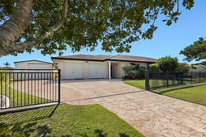 Sold House 19 Sir Joseph Banks Drive, Pelican Waters QLD 4551 - Nov 25, 2022