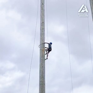 2.6M views · 3.9K reactions | Can you even keep up? ‍♂️ ﻿ ﻿#peopleareawesome #fastworkers | People Are Awesome | Facebook