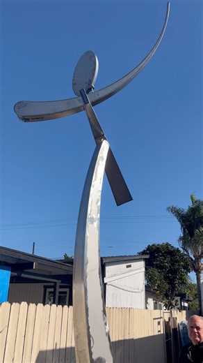 Jeffery Laudenslager on Instagram: "This kinetic sculpture was commissioned by clients from Dubai and will be installed in the south of France. Danse Rouge will be powder coated red, making it a rare artwork in my oeuvre. The short video that you see here was made in an unusually light breeze, but maintains a quality of movement that is sensual and a bit hypnotic. my longtime assistant, DANIEL CAMARENA, as always, did a remarkable job putting this piece together and balancing it flawlessly.."