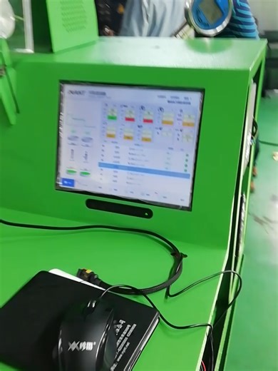 The necessary common rail injector test bench NT207 for automotive repair in South America. For more details, please visit the website: https://www.nantdieseltester.com/ EPS207 is testing Cummins CR injectors.