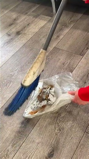 A simple way to get rid of dust without making another mess
