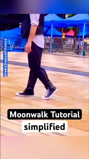 Moonwalk Tutorial for Beginners | With a Splash 💦