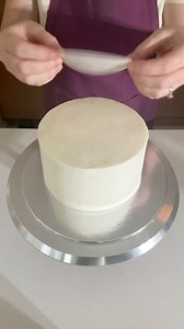 Pooh Bear Gender Reveal Cake 💙 I’m obsessed with this design and I think the simplicity of it was perfect, but what does everyone else think of this design? Am I correct in saying that less is more? #cake #food #cakedecorator #cakes #poohbear #genderreveal | Stacey Bakes Cakes