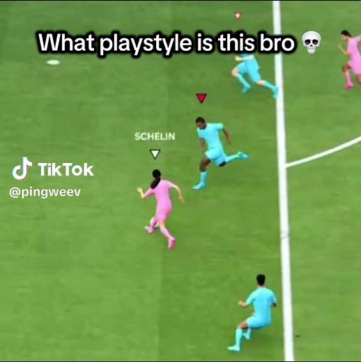 Ultimate Team Playstyle Explained in FIFA