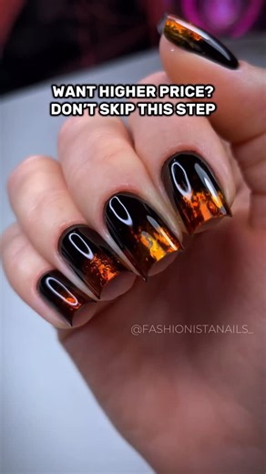 DUAL FORM CLASSES & SAN DIEGO NAILS on Instagram: "Everyone thinks the job is done right after applying top coat. But no, babe — that’s only 80%. After you apply color or top coat, the nail gets bulkier. And this step kills the shape if you don’t fix it at the very end. That’s why the final file is everything. Just a little touch-up… and your shape becomes crispy, clean, expensive. Skip it — and the whole set looks cheap. 🥴 This is exactly what we practice inside my Dual Form Class Febru