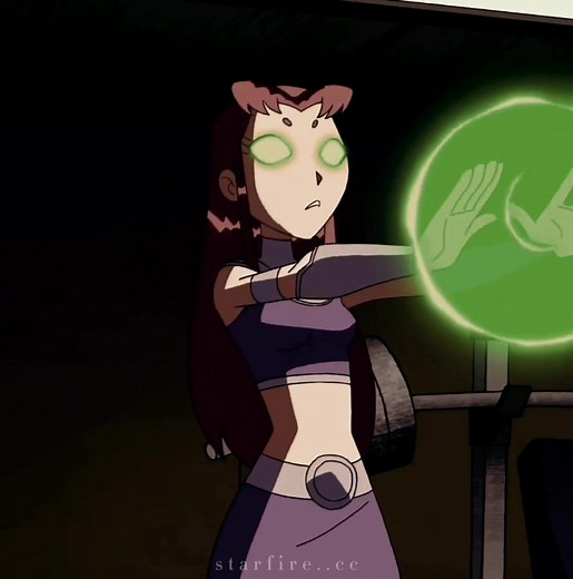 Exploring the Evolution of Starfire in Teen Titans