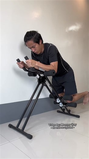 Build Your Six Pack Abs with the Abdominal Glider Machine Roll