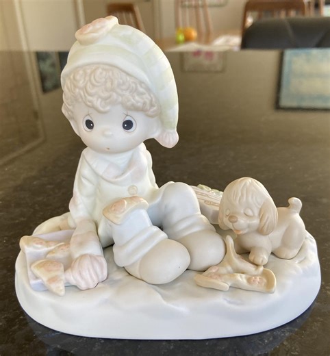 Enesco Precious Moments Figurine: Pizza on Earth (1997) - Etsy