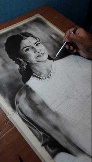 How To Mix Charcoal And Graphite ✏️ #shorts #drawing #art #artist #ytshorts