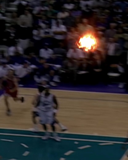 how to make the 'basketball on fire' effect that you have seen in some of my edits.... #nba #nbaedit #nbaedits #basketball #basketballedit #basketballedits #ball #bball #bballedit #bballedits #ballislife #michaeljordan #michaeljordan23 #michaeljordangoat #mj23 #mjfan #tutorial #tutorials #aftereffects #edit #edits #aftereffectsedit #aftereffectsedits #aftereffectstutorial #edittutorial #editstutorial #aftereffectseditstutorial #editingtutorial #editing #editing101 #howto #howtotiktok #foryou #fy