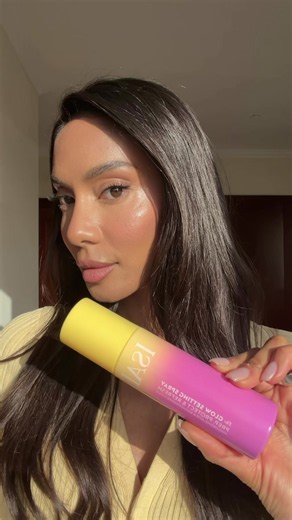Contour, blush, glow and you're done ✨ This easy routine using IsaDora’s contour, blush, and highlighter creates the perfect sculpted and radiant finish with minimal effort. Lightweight, blendable, and made to melt beautifully into your makeup routine. Discover IsaDora at @goldapple_me with fast delivery through the link in bio. كونتور، بلاشر، ولمعة… وخلاص ✨ هذا الروتين السهل باستخدام الكونتور، البلاشر والهايلايتر من إيسادورا يمنحك إطلالة محددة ومشرقة بأقل مجهود. تركيبات خفيفة وسهلة تندمج بسلاسة