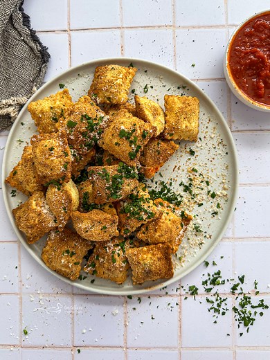 Air Fryer Toasted Ravioli Recipe - Fried Ravioli Done Light ( video!)