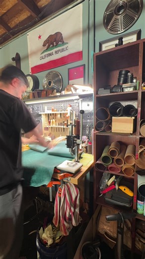 Hacks for a small workshop. #lifehack #leathercraft #workshop #smallbusiness #leather