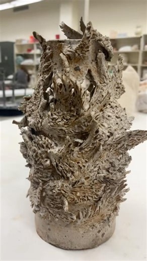 Crazy!! Biblical accuracy angel vase!!! #art #ceramics