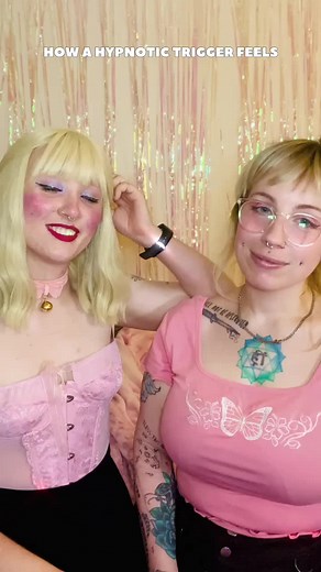 @brainlessbambiiii and @sunkensuccubus2.0 demonstrate triggers (with added sparkles) #kinktok #hypnosis