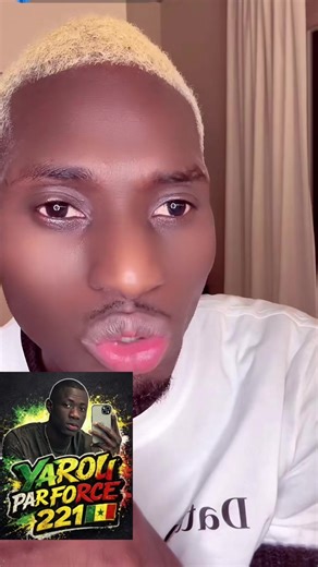 Adamo en Live : Performance Énergique