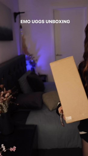 Id like to thank the Emo sheep 🖤 #emo #haul #uggs #unboxing #australia | Moo Smith