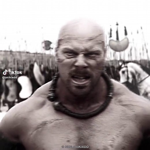 Brad Pitt's Iconic Physique in Troy (2004)