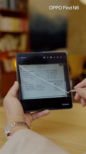 OPPO Find N6 - Chỉ Một Đường Kẻ Cho Slide Hoàn Thiện Trong Tích Tắc Với AI Magic Pen trên OPPO Find N6, chỉ một đường kẻ cũng đủ để AI nhận diện ý tưởng và định hình cấu trúc cho toàn bộ bài trình bày. Từ phác thảo ban đầu, nội dung được sắp đặt thành các slide mạch lạc, sẵn sàng xuất file dưới nhiều định dạng và gửi trực tiếp tới đối tác dưới dạng powerpoint ngay trên thiết bị. Một quá trình làm việc tinh gọn hơn với OPPO Find N6! #OPPOFindN6 #AIMasterFold #OPPOAIMagicPen