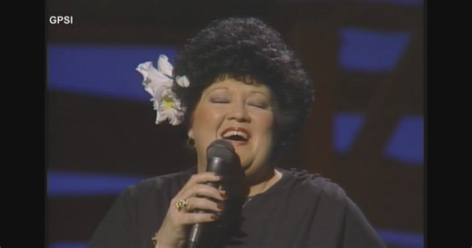 Singer, comedian, Hee Haw star Lulu Roman dies