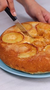 153K views · 485 reactions | A simple and practical way to eat apple pie | Recipes Learn | Facebook