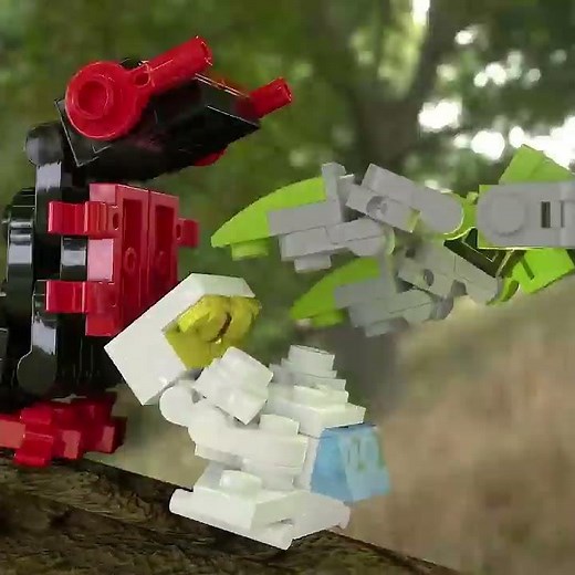 LEGO brick Centipede VS Mantis transformers #lego #transformers #centipede #mantis #moc