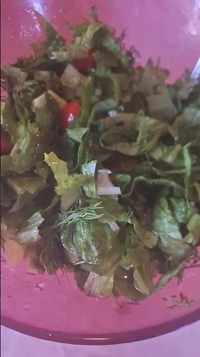 ΧΡΟΝΙΑ ΠΟΛΛΑ ΜΕ ΤΗ ΧΡΙΣΤΟΥΓΕΝΝΙΑΤΙΚΗ ΣΑΛΑΤΑ ΜΑΣ | Mary Cat