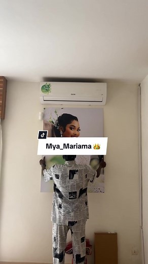 Tableau mural personnalisé Mya Mariama - 1m20