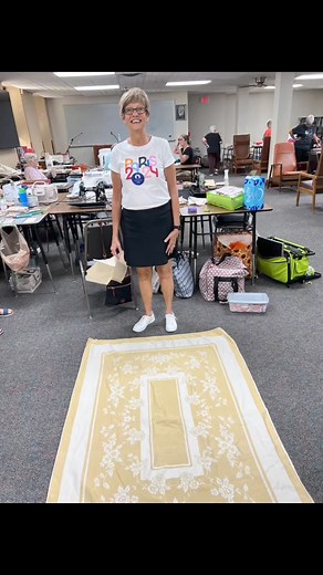 Jacket made from tablecloth!!! Thanks for explaining Jeri, and for the inspiration, Vickie!! 💃🏼💃🏼💃🏼 | Kelly Cline Quilting