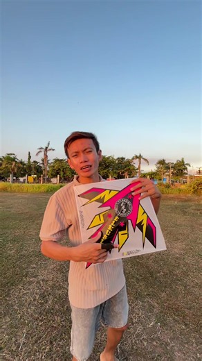 Layangan Elvison/Elvisla: Trik Mematikan dan Sambitan Warok Kite