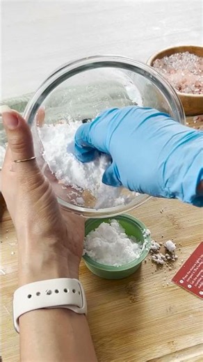 Easy DIY Aromatherapy Shower Steamer