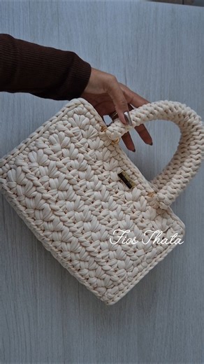 👆🏾👆🏾 CLIQUE NESSE TÍTULO 👆🏾 ACIMA E APRENDA ESSA BOLSA GRATUITAMENTE 💖 #crochet_bag #crochet