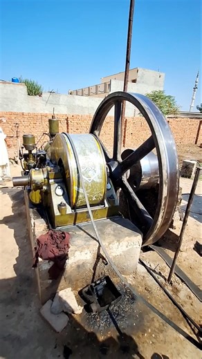 Beautifull Old Black Engine Amazing System #engineblock #dieselengine