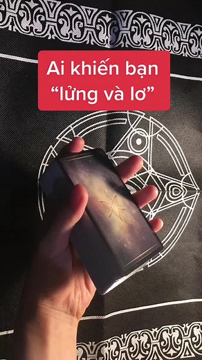 Exploring Tarot Card Meanings and Spreads