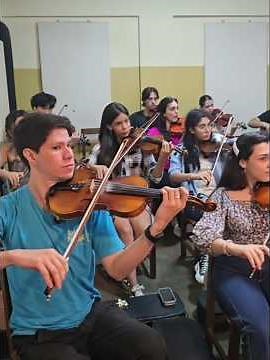 40 horas de práctica en la Escuela Musical Miranda!! Die with a Smile