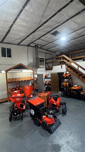 We second guessed this remodel so many times. Having any indoor space was already an upgrade from working out of our driveway for 8 years 😅 but now that we got through the grueling part, it feels good to have a space worthy of the amazing brands we carry. Have you been by the new location yet? Monday-Friday, 8-5 3839 Crater Lake Hwy behind Best Signs | Southern Oregon Small Engine Works