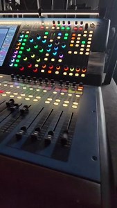 #FaderFriday - Did you know that you have to warm up the faders with a little boogie before every show? We're kidding of course, but it looks cool 😎 📹 @clauamorim_5 #midasconsoles #soundengineer #audioengineer #livesound #mixengineer #proaudio #prosound #live #livemusic | Midas