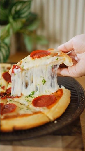 Beef Pepperoni with Perfetto Mozzarella