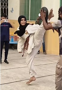 Most High Kicks on One Leg: 109 in 1 Min