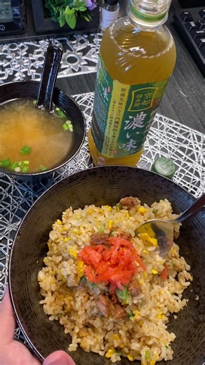 @Ado1024 Dinner: fried rice, miso soup, strong green tea