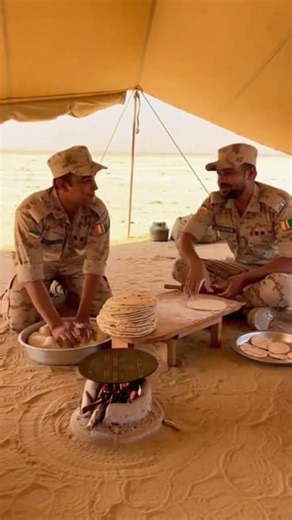 Real army cooking roti 😍#shorts #army