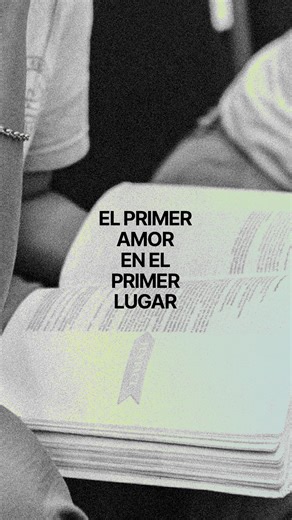 Jesús en Apocalipsis 2, reconoce las obras de la iglesia de Efeso, pero la exhorta a recuperar el PRIMER AMOR. Nuestra influencia debe ser sostenida por la revelación del primer amor, de nuestra intimidad con Dios. Recordar el primer amor nos mantiene encendidos. 🔗 puedes ver el episodio completo de TIEMPO DE MESA, en mi canal de YouTube: Marcos Brunet | Marcos Brunet (Oficial)