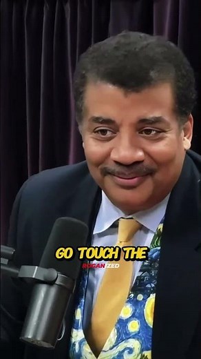 Neil deGrasse Tyson Gets Put on the Spot by Joe Rogan!