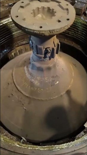 Gyratory crusher